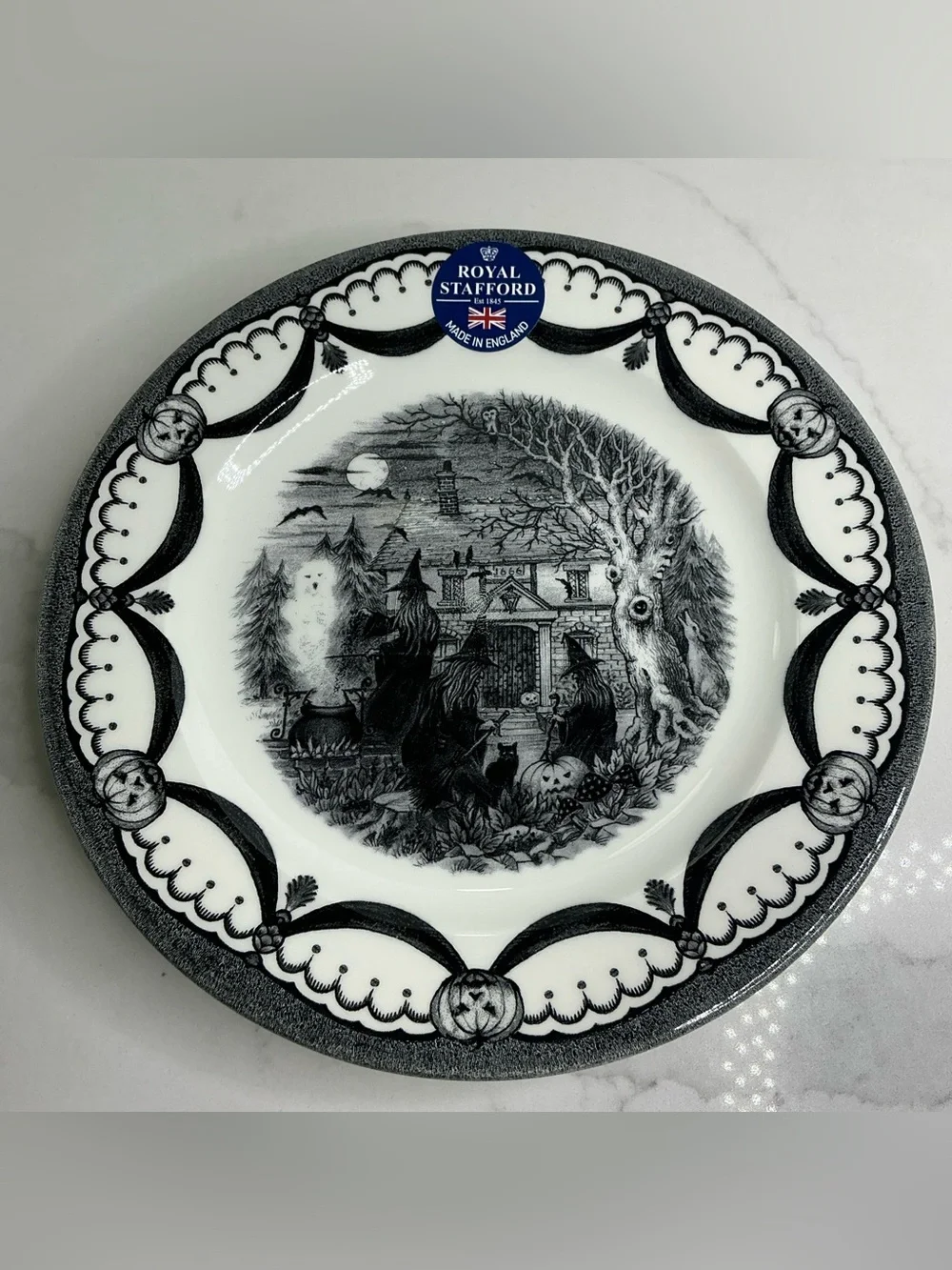 4 Royal Stafford Salad Plates HALLOWEEN HOME 8in Ceramic Spooky Boo New